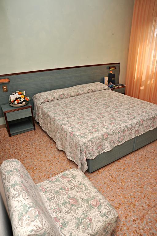 Frank'S Hotel Capoliveri  Eksteriør billede